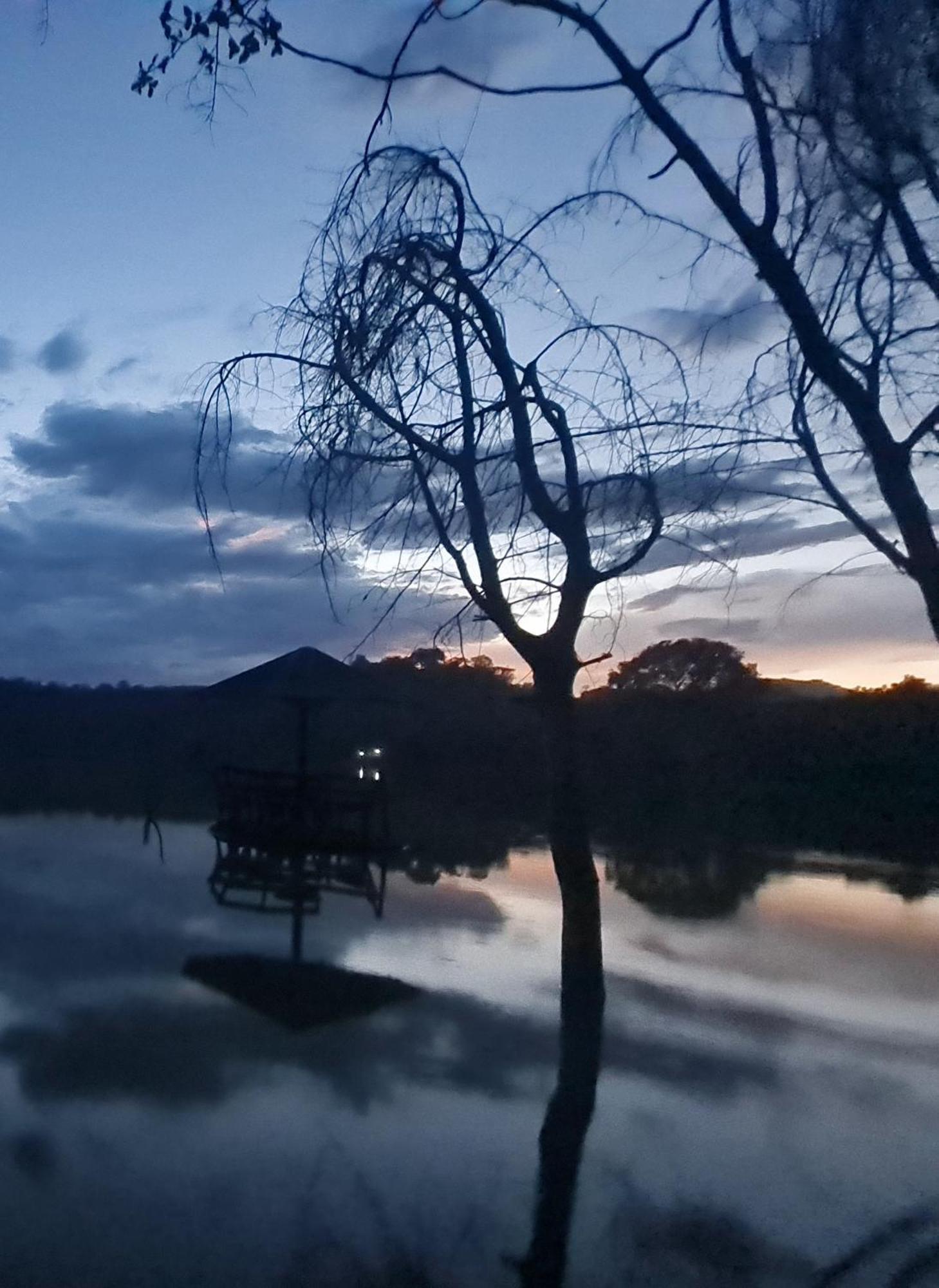 Holiday Cottage By The River, Аруша Экстерьер фото